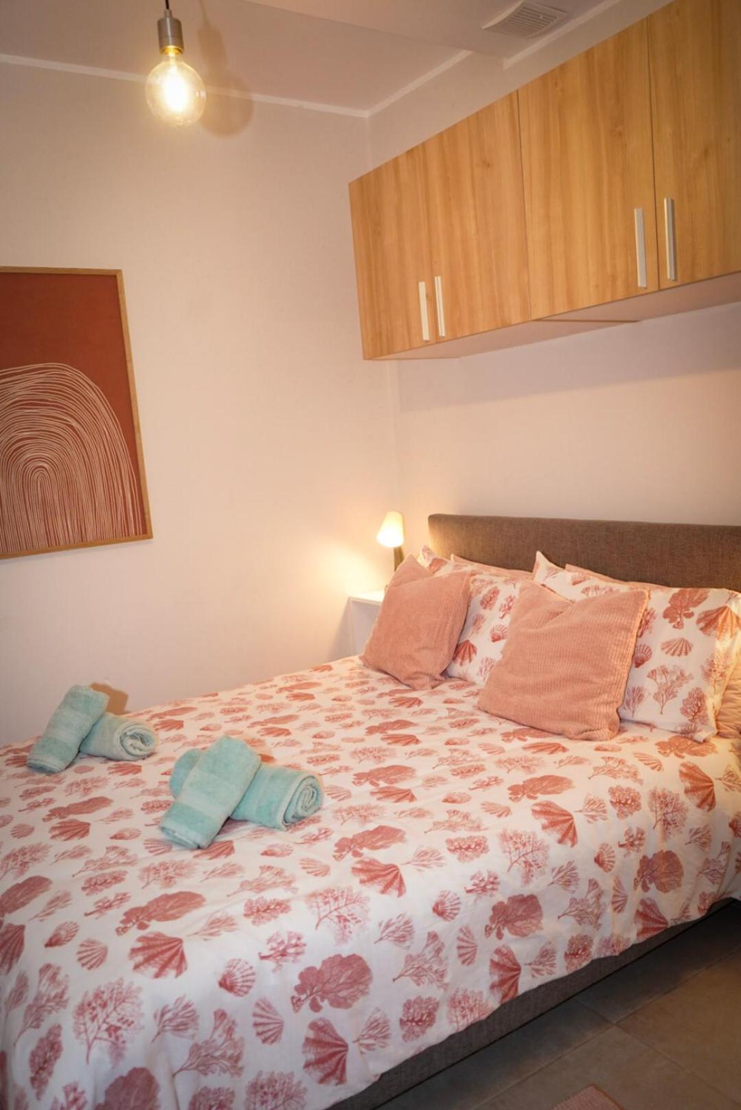Lovely Holiday Home Next To Bus Terminus St. Paul's Bay Luaran gambar