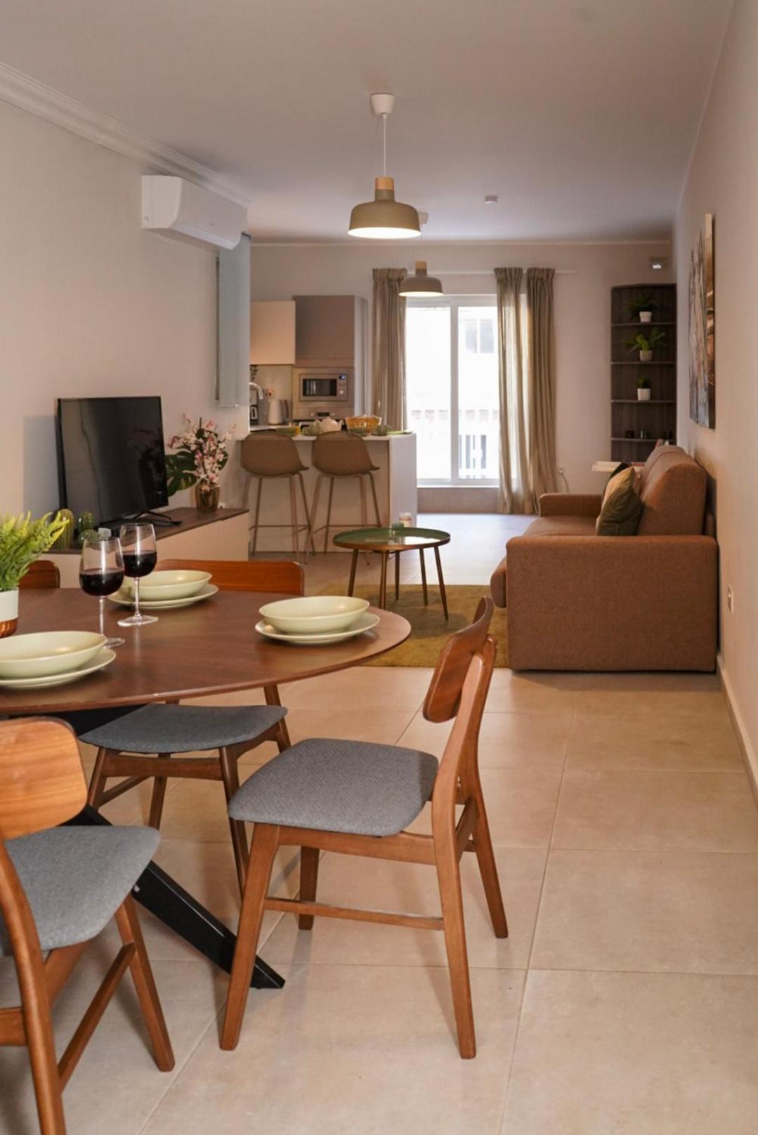 Lovely Holiday Home Next To Bus Terminus St. Paul's Bay Luaran gambar